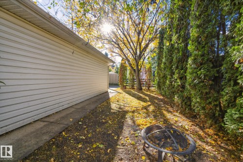 10915 67 Avenue, Edmonton, AB - Outdoor