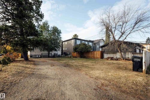 11302 75 Avenue, Edmonton, AB - Outdoor