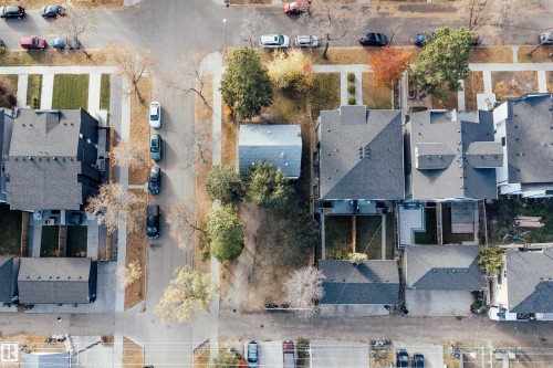 11302 75 Avenue, Edmonton, AB - Outdoor