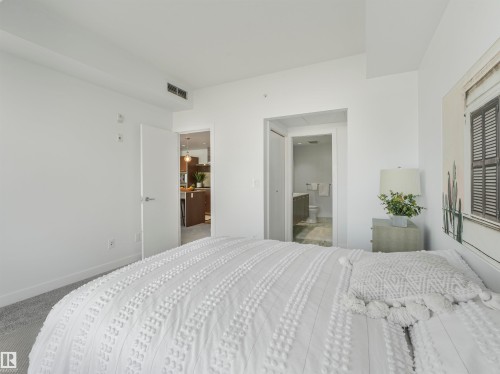 410 2504 109 Street, Edmonton, AB - Indoor Photo Showing Bedroom