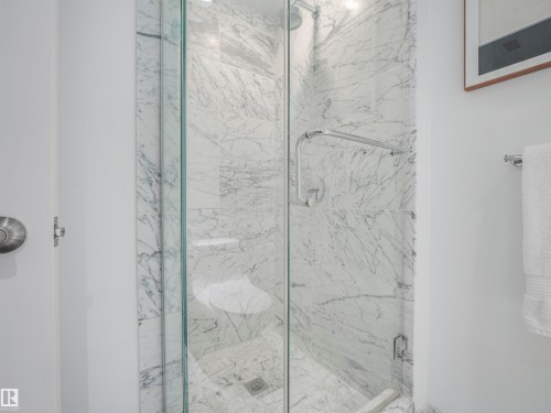 410 2504 109 Street, Edmonton, AB - Indoor Photo Showing Bathroom