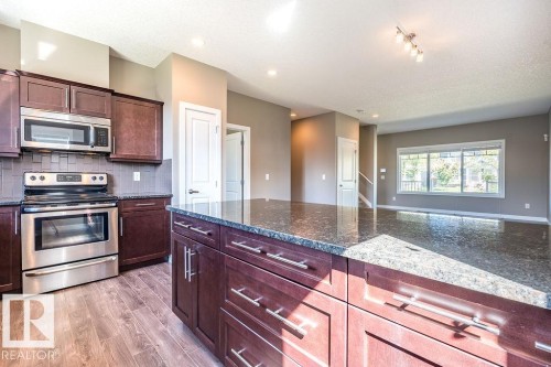 1080 Watt Promenade, Edmonton, AB - Indoor Photo Showing Kitchen With Stainless Steel Kitchen With Upgraded Kitchen
