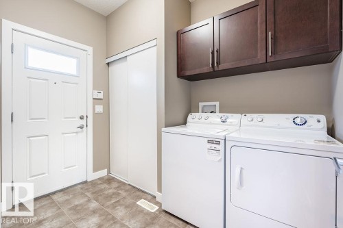 1080 Watt Promenade, Edmonton, AB - Indoor Photo Showing Laundry Room