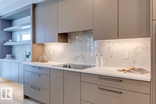3280 Chernowski Way, Edmonton, AB - Indoor Photo Showing Kitchen