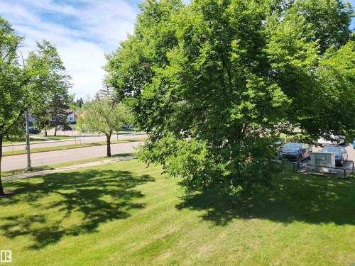 224 5125 Riverbend Road, Edmonton, AB - Outdoor