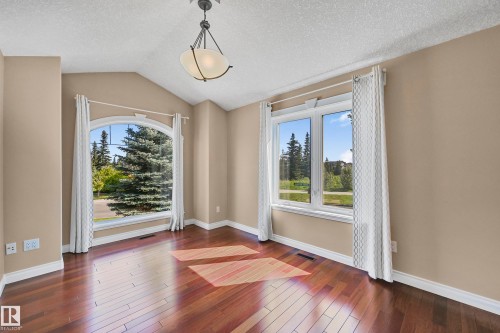 1213 Adamson Drive, Edmonton, AB - Indoor Photo Showing Other Room