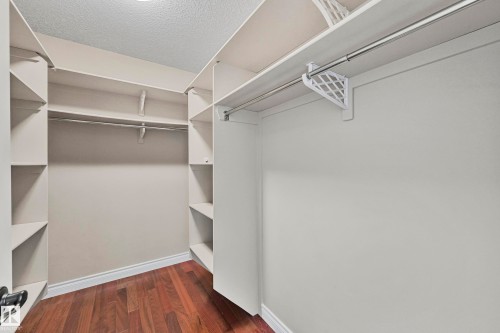 1213 Adamson Drive, Edmonton, AB - Indoor With Storage