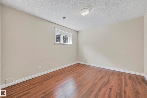 1213 Adamson Drive, Edmonton, AB - Indoor Photo Showing Other Room