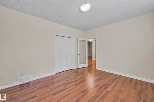 1213 Adamson Drive, Edmonton, AB - Indoor Photo Showing Other Room