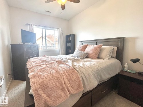 407 4304 139 Avenue, Edmonton, AB - Indoor Photo Showing Bedroom