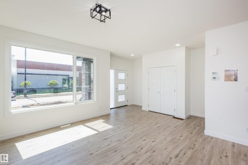 Main 8082 Kiriak Link, Edmonton, AB - Indoor Photo Showing Other Room