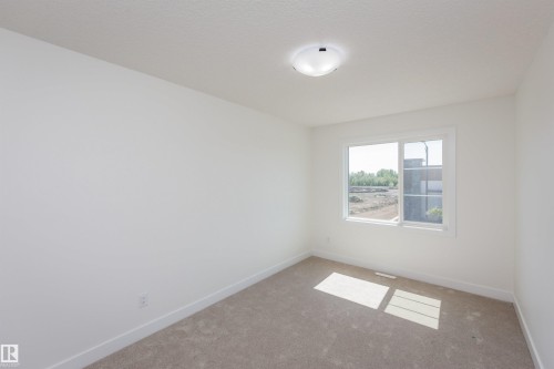 Main 8082 Kiriak Link, Edmonton, AB - Indoor Photo Showing Other Room