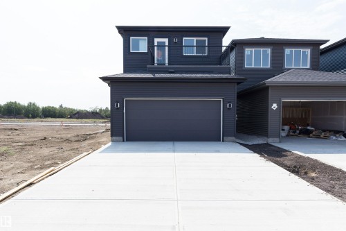 Main 8082 Kiriak Link, Edmonton, AB - Outdoor