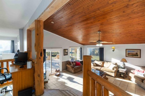 6209 Hwy 633, Rural Lac Ste. Anne County, AB - Indoor