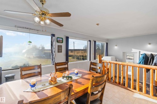 6209 Hwy 633, Rural Lac Ste. Anne County, AB - Indoor Photo Showing Dining Room