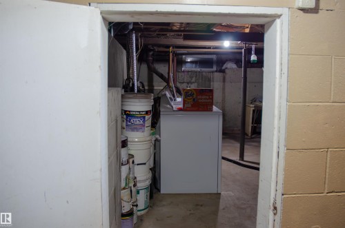 4617 55 Avenue, Wetaskiwin, AB - Indoor Photo Showing Basement