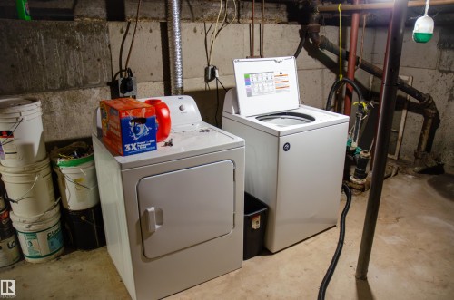 4617 55 Avenue, Wetaskiwin, AB - Indoor