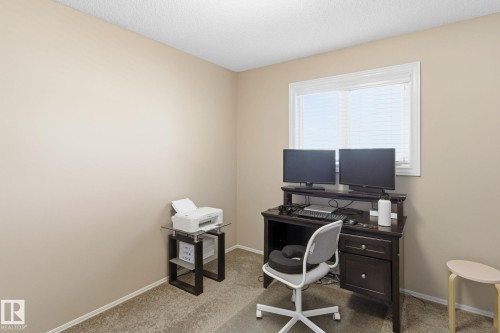 10718 122 Street, Edmonton, AB - Indoor Photo Showing Office