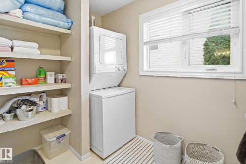 10718 122 Street, Edmonton, AB - Indoor Photo Showing Laundry Room