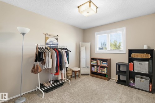 10718 122 Street, Edmonton, AB - Indoor