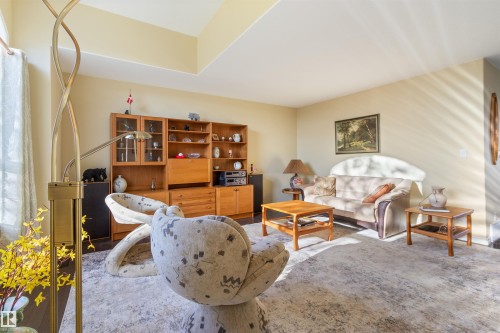 4469 Beckett Road, Drayton Valley, AB - Indoor