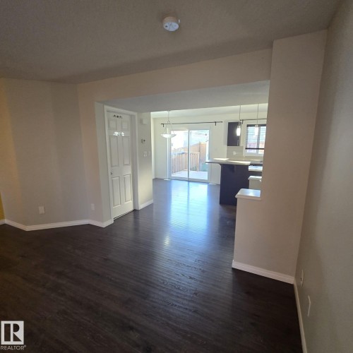 7315 22 Avenue, Edmonton, AB - Indoor Photo Showing Other Room