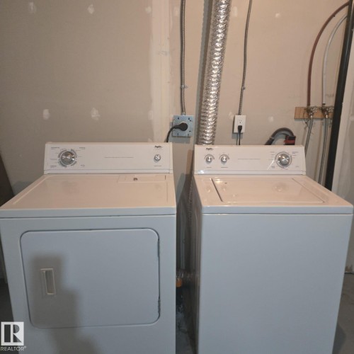7315 22 Avenue, Edmonton, AB - Indoor Photo Showing Laundry Room