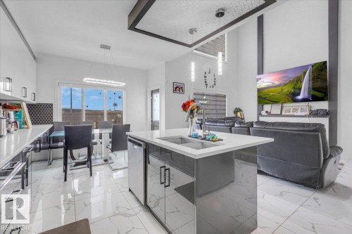 1325 20 Street, Edmonton, AB - Indoor Photo Showing Kitchen