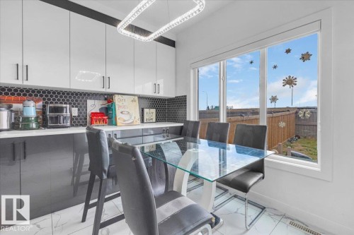 1325 20 Street, Edmonton, AB - Indoor