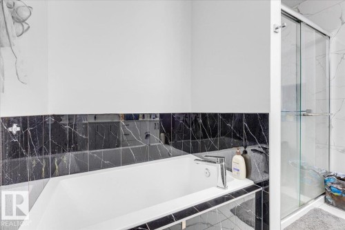 1325 20 Street, Edmonton, AB - Indoor Photo Showing Bathroom