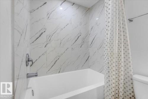 1325 20 Street, Edmonton, AB - Indoor Photo Showing Bathroom