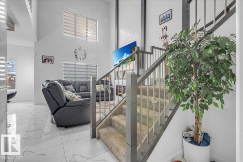 1325 20 Street, Edmonton, AB - Indoor Photo Showing Other Room