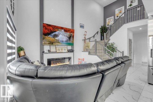 1325 20 Street, Edmonton, AB - Indoor