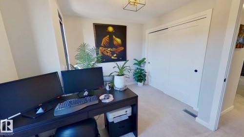 42 1304 Rutherford Road, Edmonton, AB - Indoor Photo Showing Other Room