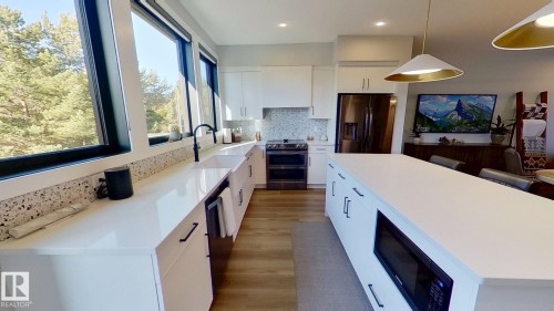 42 1304 Rutherford Road, Edmonton, AB - Indoor Photo Showing Kitchen With Upgraded Kitchen
