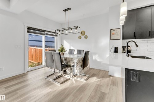 1424 15 Street, Edmonton, AB - Indoor Photo Showing Other Room