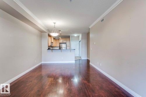 212 12408 15 Avenue, Edmonton, AB - Indoor Photo Showing Other Room