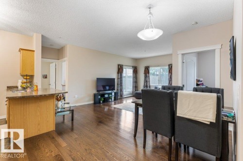 135 16807 100 Avenue, Edmonton, AB - Indoor Photo Showing Dining Room
