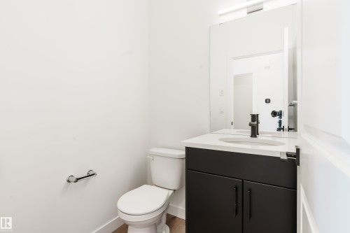 1067 Cornerstone Way, Sherwood Park, AB - Indoor Photo Showing Bathroom