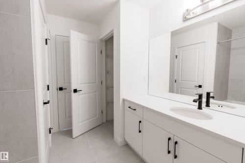 1067 Cornerstone Way, Sherwood Park, AB - Indoor Photo Showing Bathroom