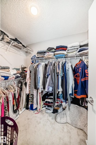 2609 Maple Way, Edmonton, AB - Indoor With Storage