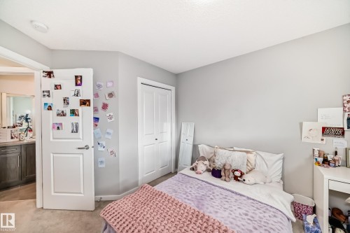 2609 Maple Way, Edmonton, AB - Indoor Photo Showing Bedroom