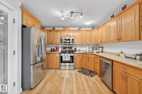 202 9995 93 Avenue, Fort Saskatchewan, AB - Indoor Photo Showing Kitchen