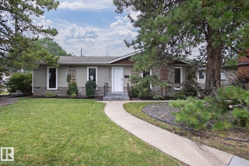 4412 107 Avenue, Edmonton, AB - Outdoor With Facade