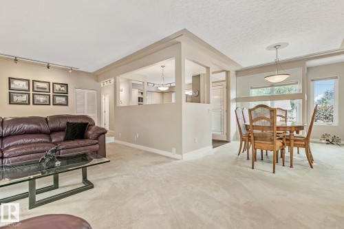 4412 107 Avenue, Edmonton, AB - Indoor