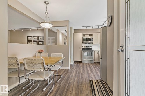 4412 107 Avenue, Edmonton, AB - Indoor Photo Showing Dining Room