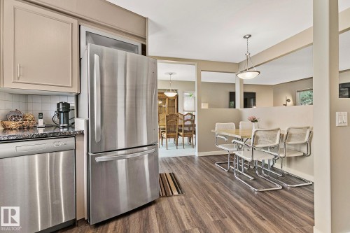 4412 107 Avenue, Edmonton, AB - Indoor Photo Showing Kitchen