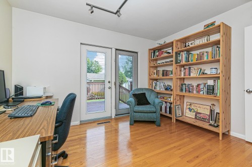 4412 107 Avenue, Edmonton, AB - Indoor Photo Showing Office