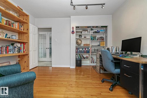 4412 107 Avenue, Edmonton, AB - Indoor Photo Showing Office