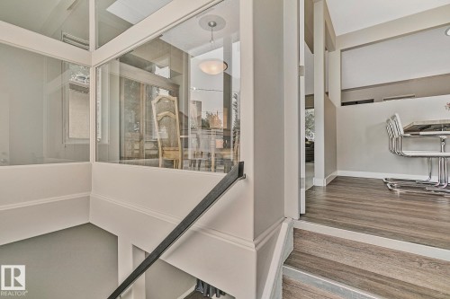 4412 107 Avenue, Edmonton, AB - Indoor Photo Showing Other Room